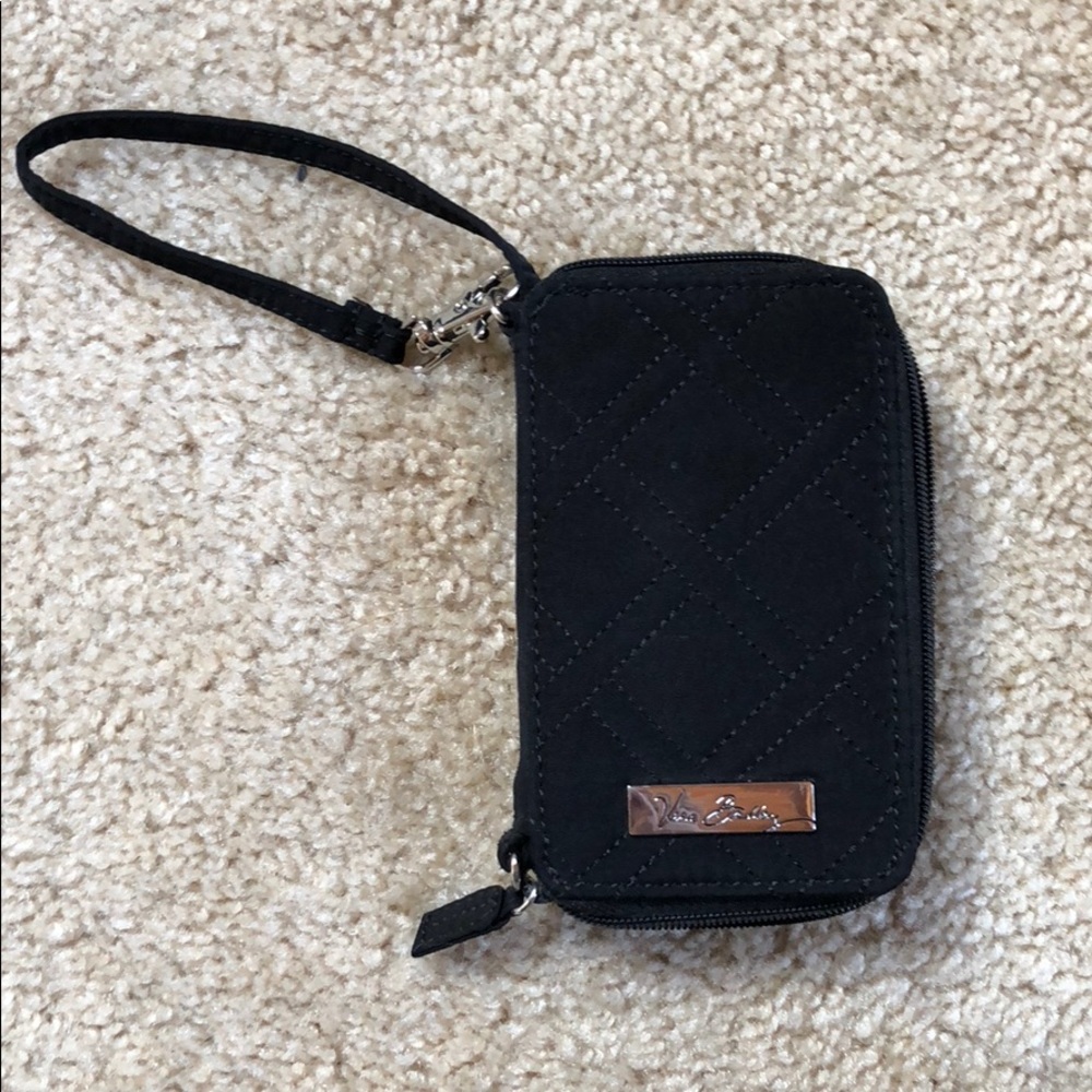 Vera Bradley wristlet with phone holder